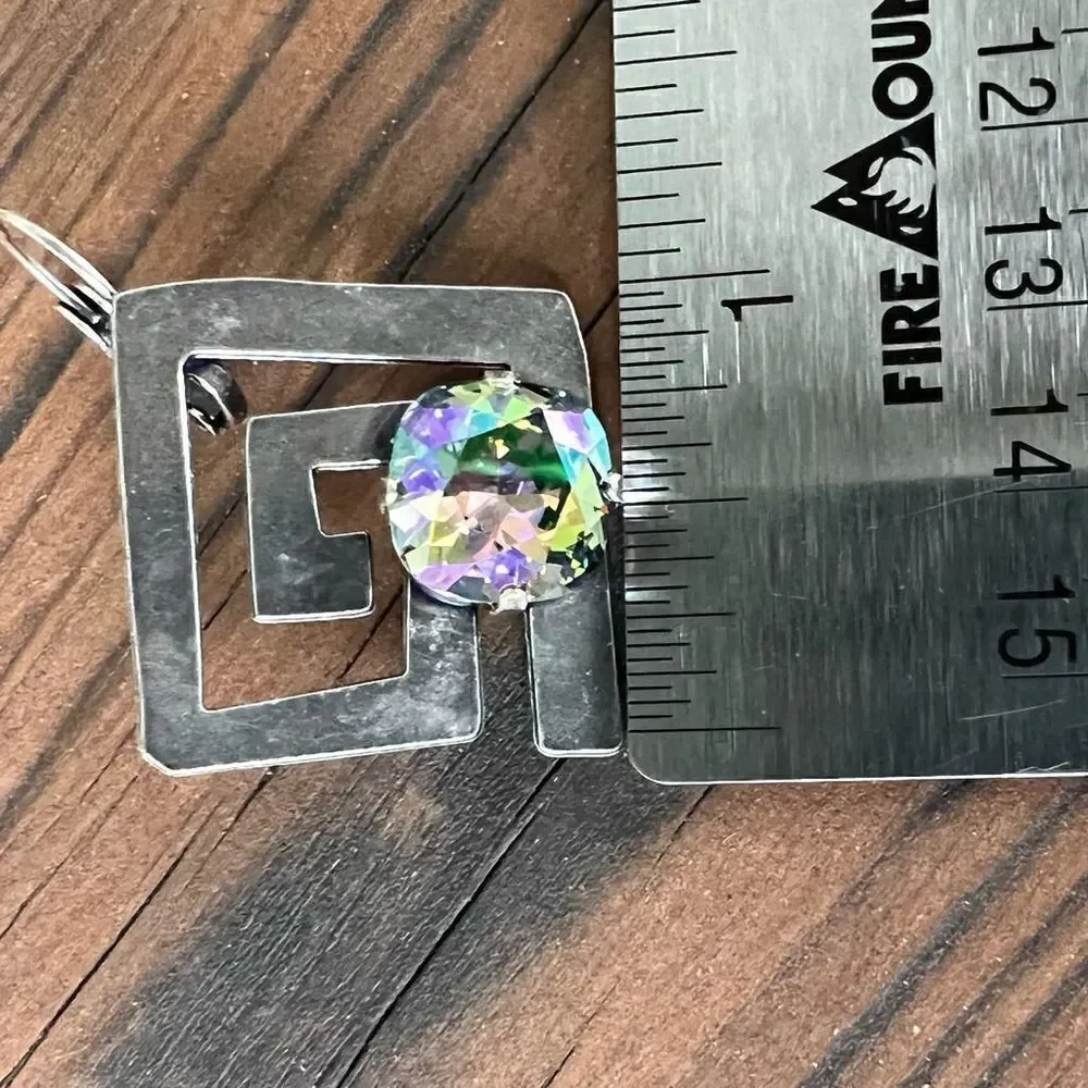 Handcrafted earrings with Swarovski crystal